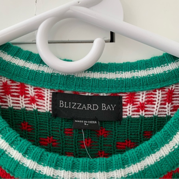 Blizzard Bay Red Green Christmas Dinosaur Sweatshirt Holiday Size Large - Picture 4 of 10